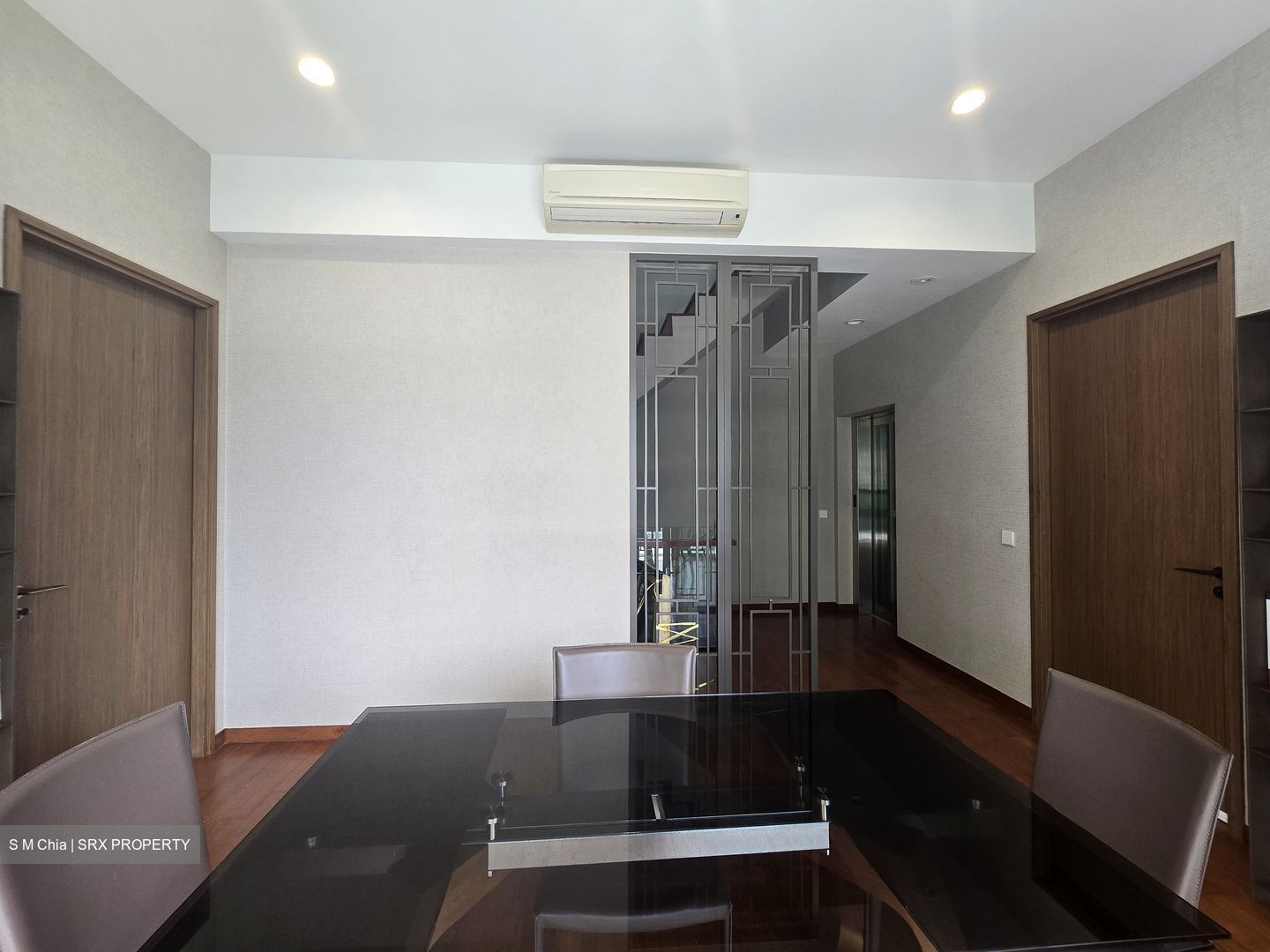 Kismis Residence (D21), Terrace #584756891